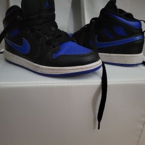 Air Jordan 1 Mid 13c